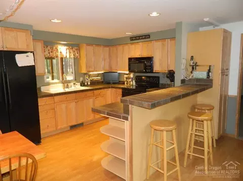 15866 Park Dr, La Pine, OR 97739 photo 9