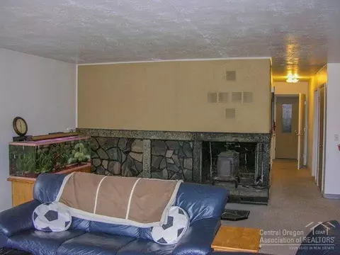 20198 Old Murphy Rd, Bend, OR 97702 photo 4