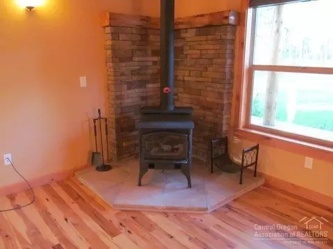 15318 Bear St, La Pine, OR 97739 photo 8