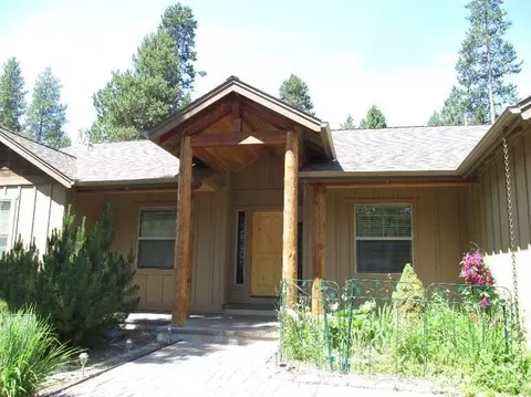 15318 Bear St, La Pine, OR 97739 photo 2