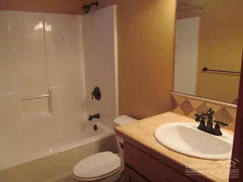 15318 Bear St, La Pine, OR 97739 photo 18