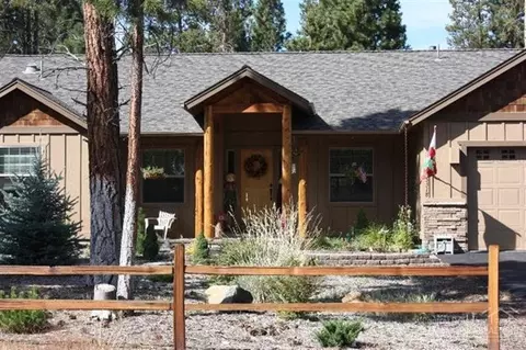 15318 Bear St, La Pine, OR 97739 photo 1