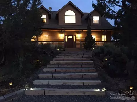 21415 Gift Rd, Bend, OR 97701 photo 1