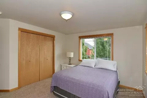 21344 Oakview Dr, Bend, OR 97701 photo 19