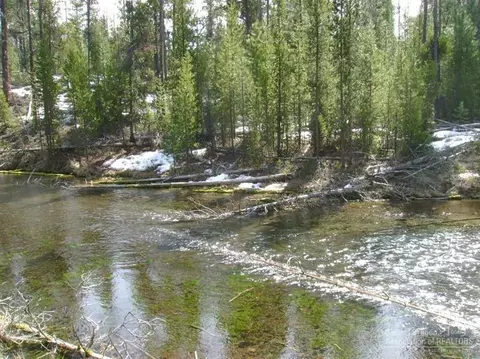 15082 River Loop Dr, Bend, OR 97707 photo 10