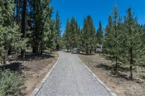 15082 River Loop Dr, Bend, OR 97707 photo 13