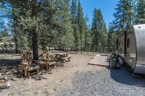 15082 River Loop Dr, Bend, OR 97707 photo 11