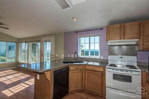 65240 73rd St, Bend, OR 97703 photo 6