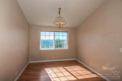 65240 73rd St, Bend, OR 97703 photo 5
