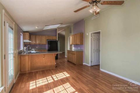 65240 73rd St, Bend, OR 97703 photo 7