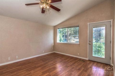 65240 73rd St, Bend, OR 97703 photo 9