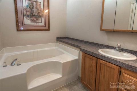 65240 73rd St, Bend, OR 97703 photo 11