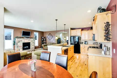 63115 Brookstone Ln, Bend, OR 97701 photo 9