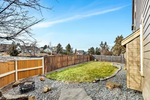 63115 Brookstone Ln, Bend, OR 97701 photo 23