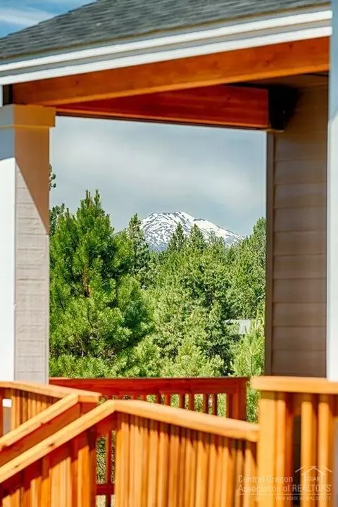 19525 Apache Rd, Bend, OR 97702 photo 25