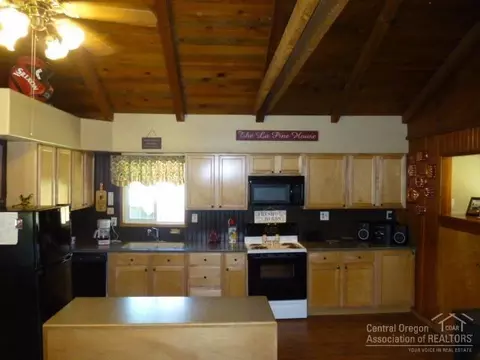15990 6th St, La Pine, OR 97739 photo 19