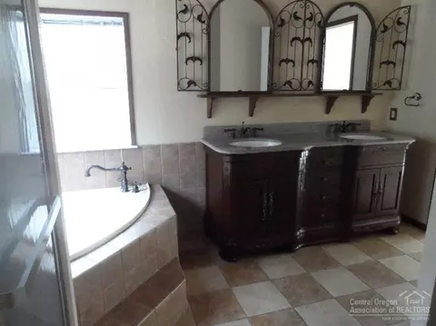 19106 Choctaw Rd, Bend, OR 97702 photo 14