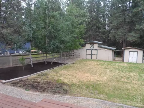 19106 Choctaw Rd, Bend, OR 97702 photo 3