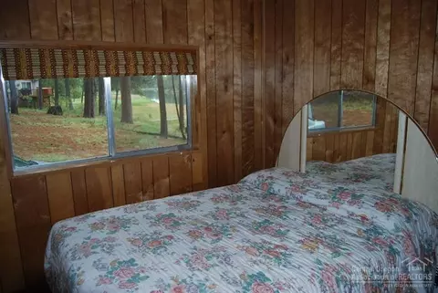 17039 Upland Rd, Bend, OR 97707 photo 13