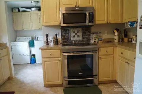 16280 Pine Drop Ln, La Pine, OR 97739 photo 11