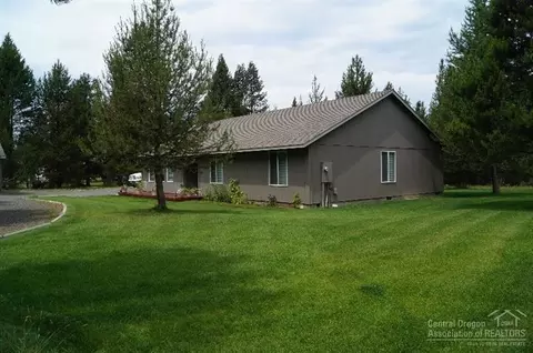 16280 Pine Drop Ln, La Pine, OR 97739 photo 2