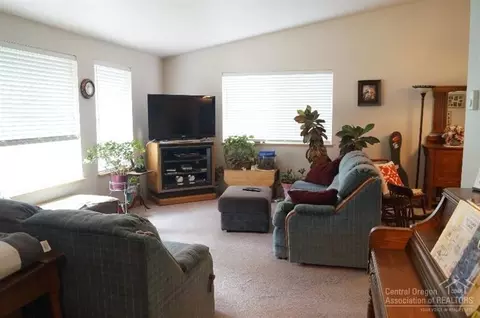 16280 Pine Drop Ln, La Pine, OR 97739 photo 7