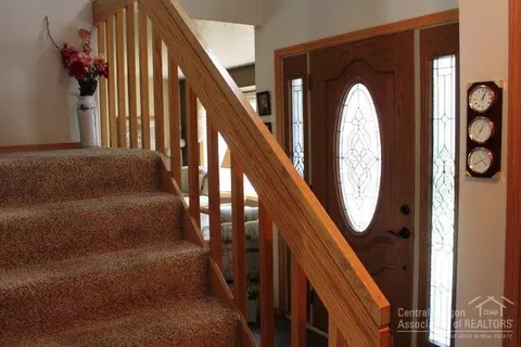 1914 NE Carson Way, Bend, OR 97701 photo 11