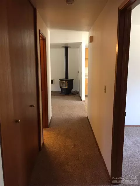 2744 NE Ocker, Bend, OR 97701 photo 8