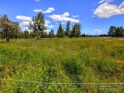 64145 Pioneer Loop, Bend, OR 97701 photo 25