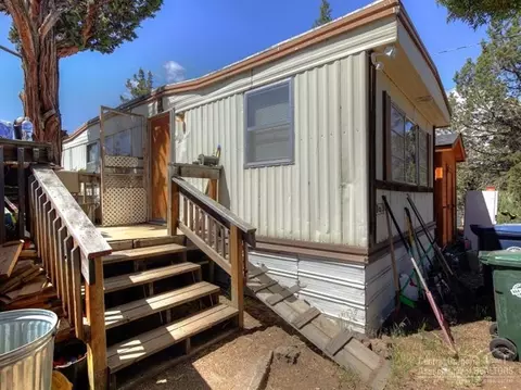64145 Pioneer Loop, Bend, OR 97701 photo 23