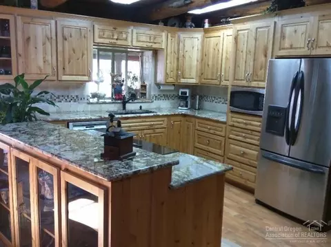 150446 Thatcher Rd, La Pine, OR 97739 photo 13