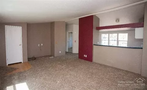 25410 Bachelor Ln, Bend, OR 97701 photo 5