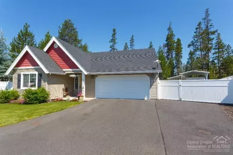 51447 Mac Ct, La Pine, OR 97739 photo 2