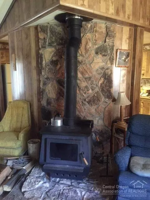 51472 Hann Rd, La Pine, OR 97739 photo 13