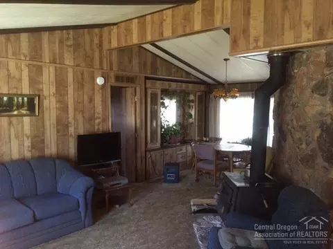 51472 Hann Rd, La Pine, OR 97739 photo 8