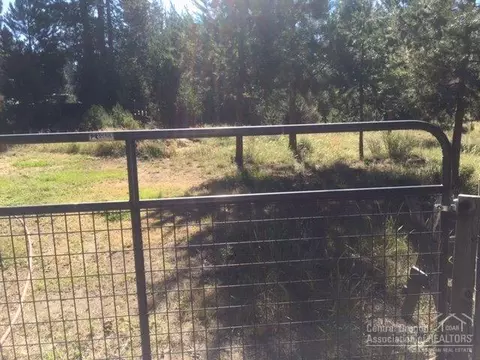 51472 Hann Rd, La Pine, OR 97739 photo 22