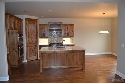 2623 NW Boulder Ridge Loop, Bend, OR 97703 photo 3