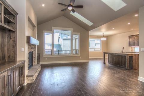 2638 NW Boulder Ridge Loop, Bend, OR 97703 photo 2