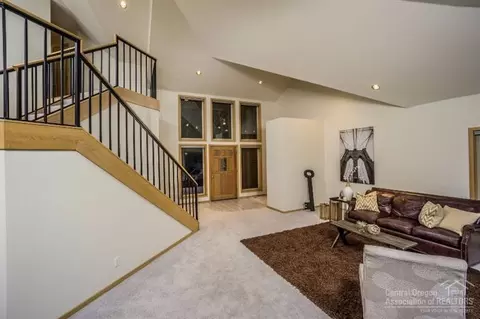 61173 River Bluff Trl, Bend, OR 97702 photo 10