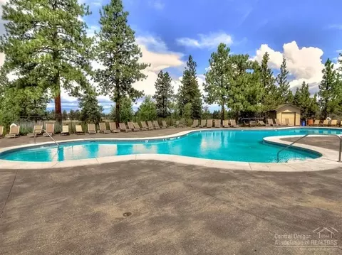 61064 Manhae Loop, Bend, OR 97702 photo 22