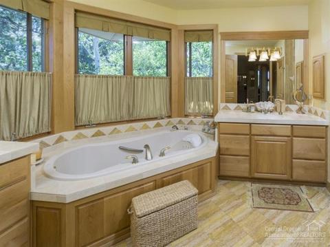 19293 Green Lakes Loop, Bend, OR 97702 photo 14
