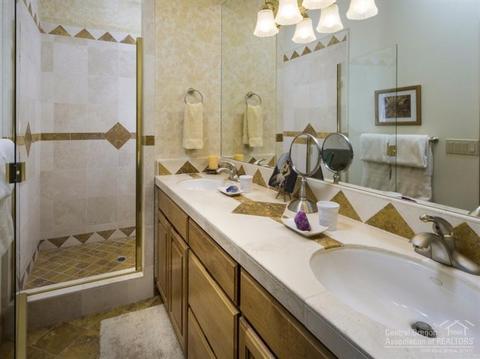 19293 Green Lakes Loop, Bend, OR 97702 photo 19
