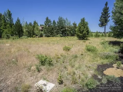 19281 Green Lakes Loop, Bend, OR 97702 photo 4
