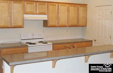 2770 Sedalia Loop, Bend, OR 97701 photo 9