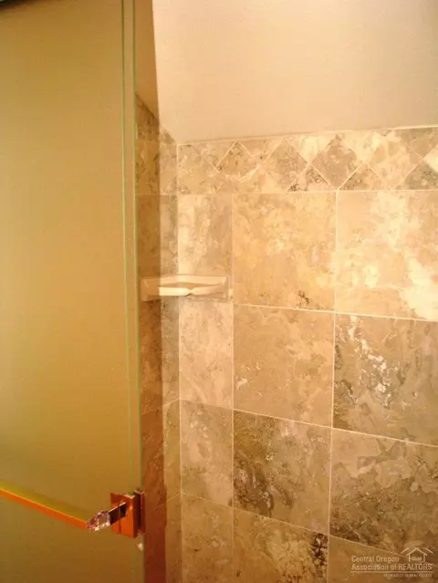 20485 Outback Ct, Bend, OR 97702 photo 14