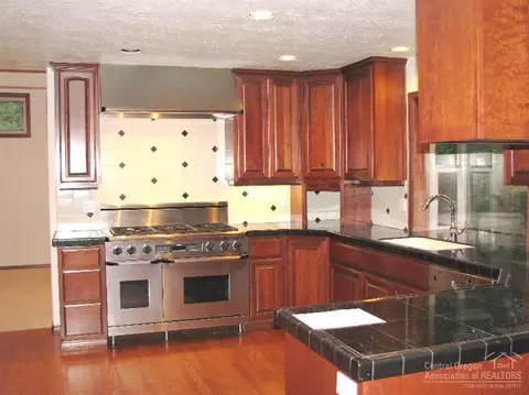 20485 Outback Ct, Bend, OR 97702 photo 5