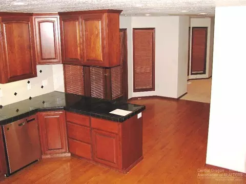20485 Outback Ct, Bend, OR 97702 photo 8