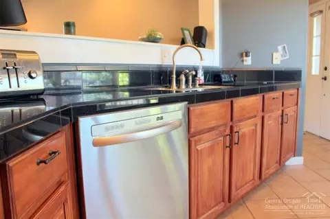 21249 NE Keyte Rd, Bend, OR 97701 photo 7