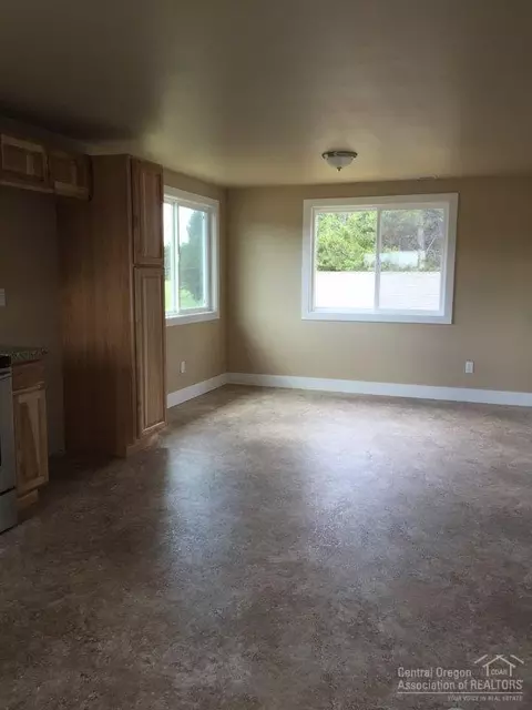 16973 Downey Rd, Bend, OR 97707 photo 12