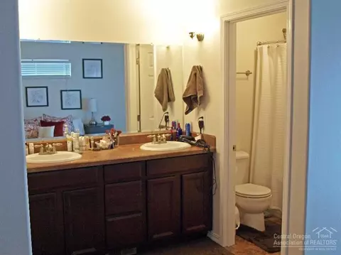 20304 NW Shetland Loop, Bend, OR 97701 photo 17